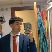 Me encanta el deporte y entreno 5 dias a la semana y tambien doy clases tipo matemáticas, lengua etc